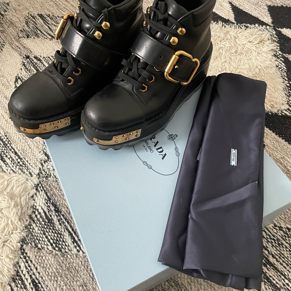 Prada Black Platform lace up boots 37.5 - Picture 14 of 15
